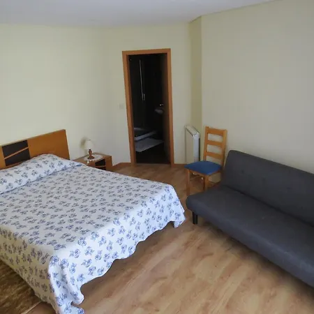 Residencia Iris בית הארחה ג'רס