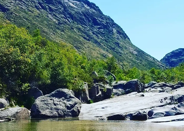 Guest house Residencia Iris 4*